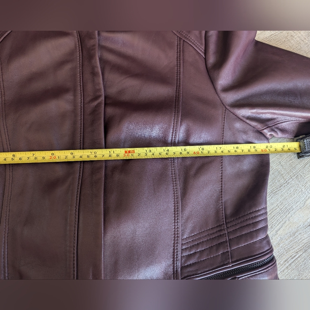 Leather Jacket - Picture 6 of 8